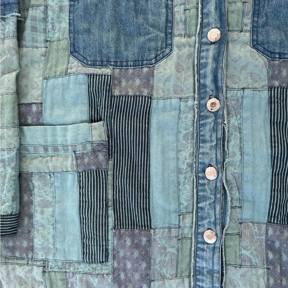 Free People Heritage Quilted Denim Shirt Jacket NWOT - Picture 7 of 8